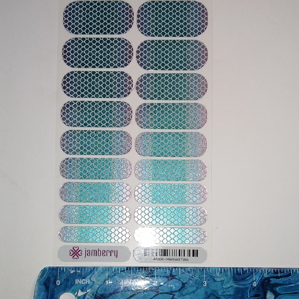 Jamberry A1004 Mermaid Tails Nail Wraps - Blue Green